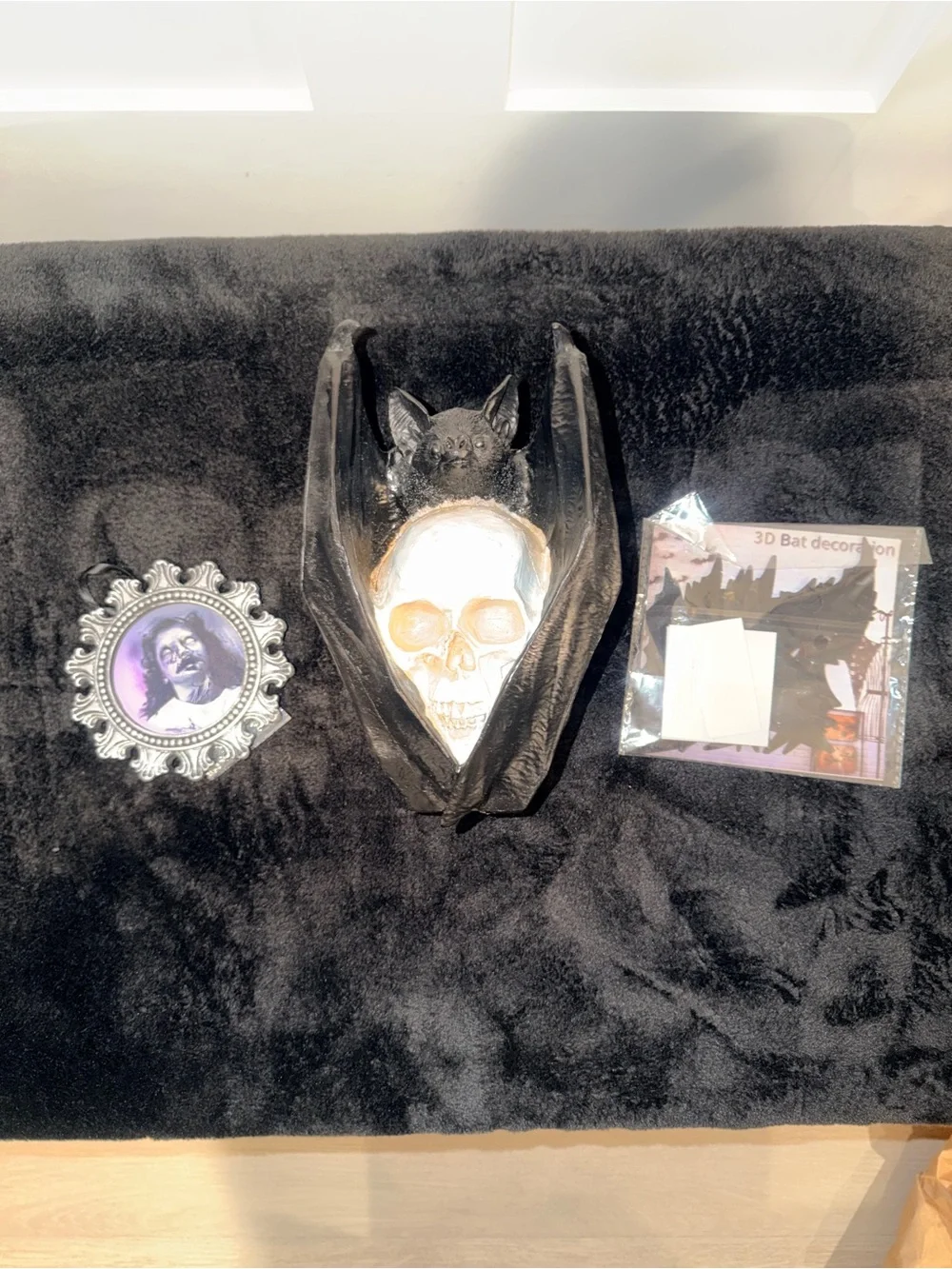 Ashland Black Bat Skull Wall Accent with White Skull